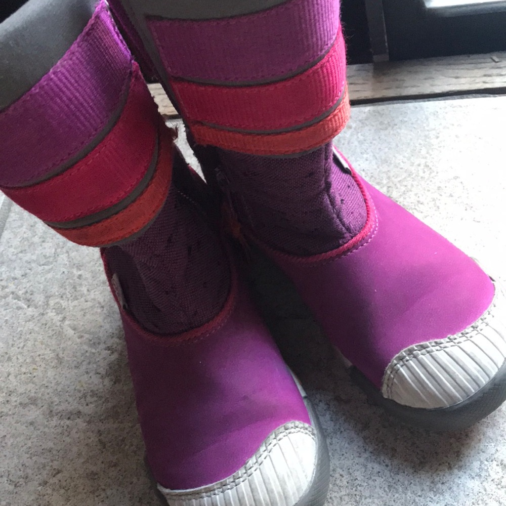 Keen boots